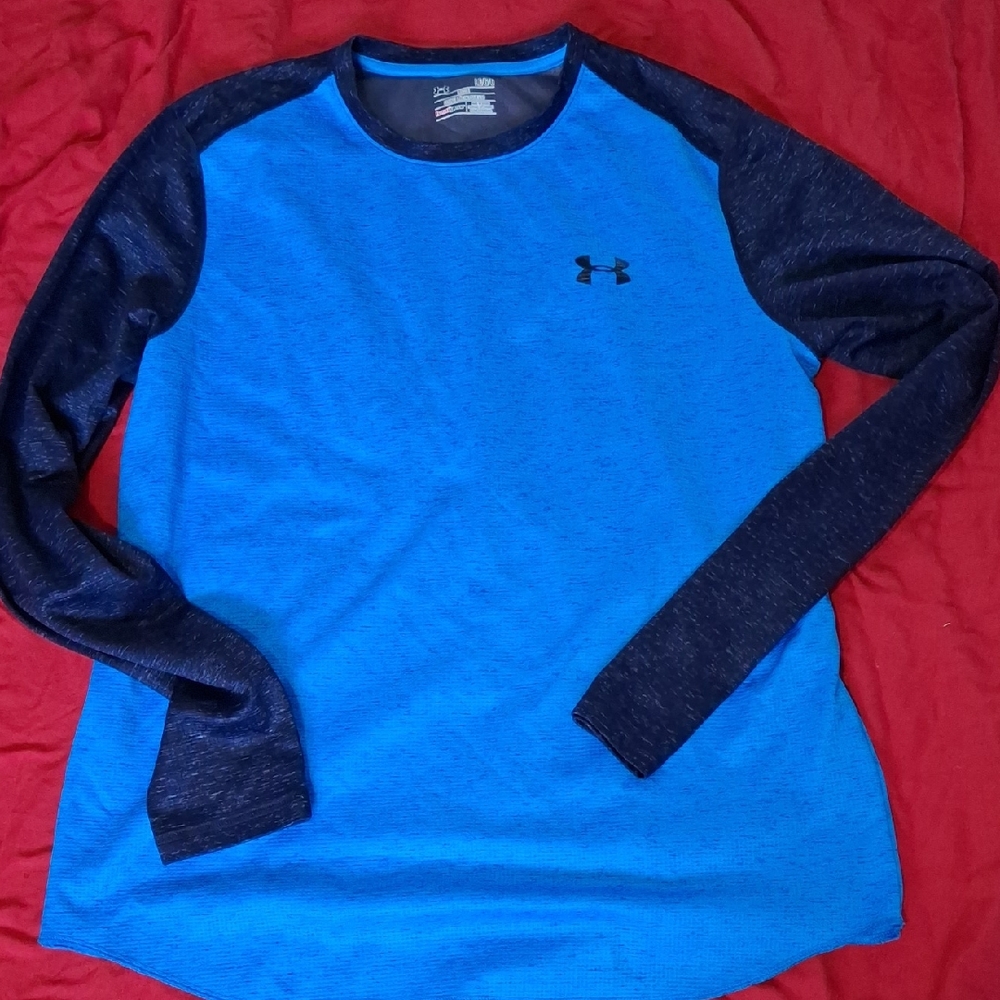 Under Armour Men's Blue and Navy Long Sleeve Tee